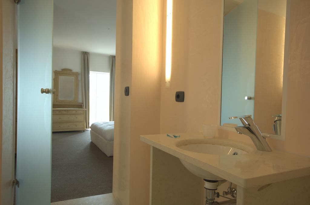 Kite & Lounge Hotel Club Da Baia Бренцоне-суль-Гарда Экстерьер фото